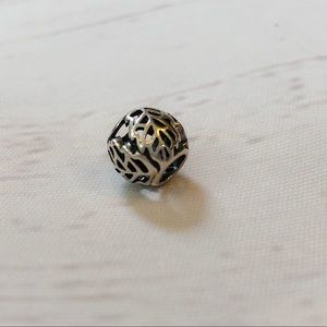 Pandora autumn leaf bead